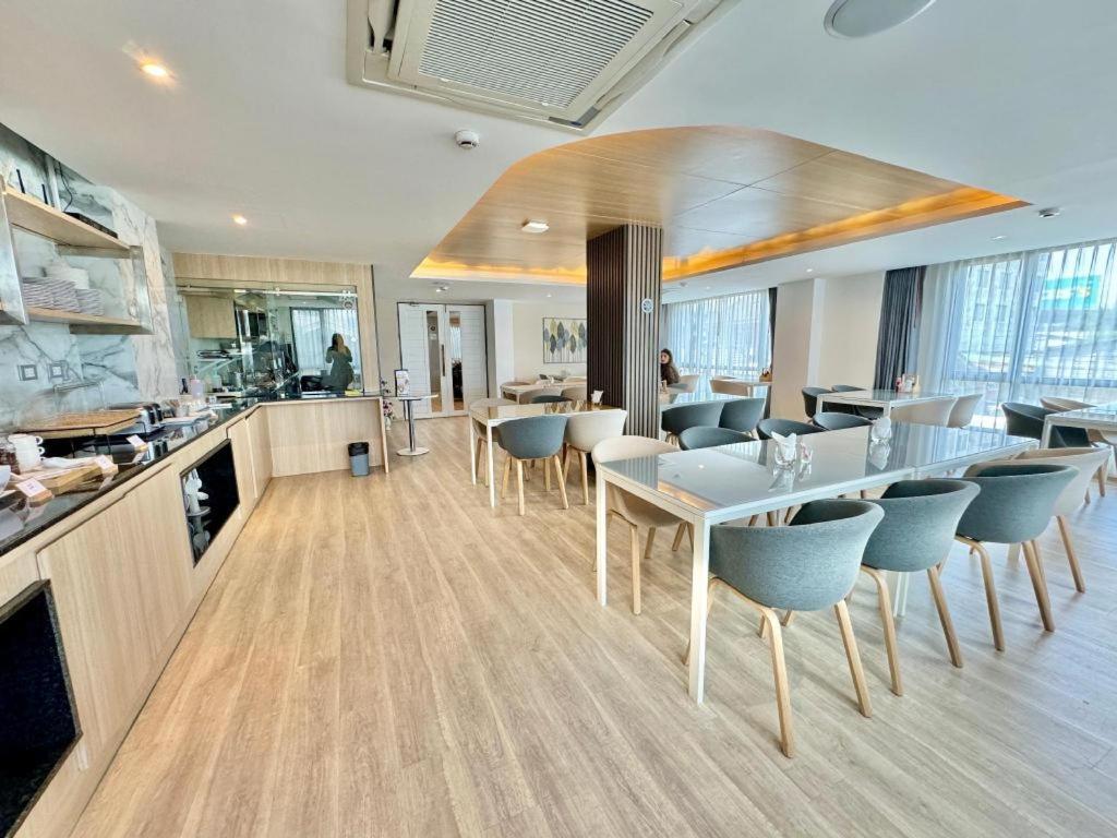 Resort Bangphlat Банкок Екстериор снимка