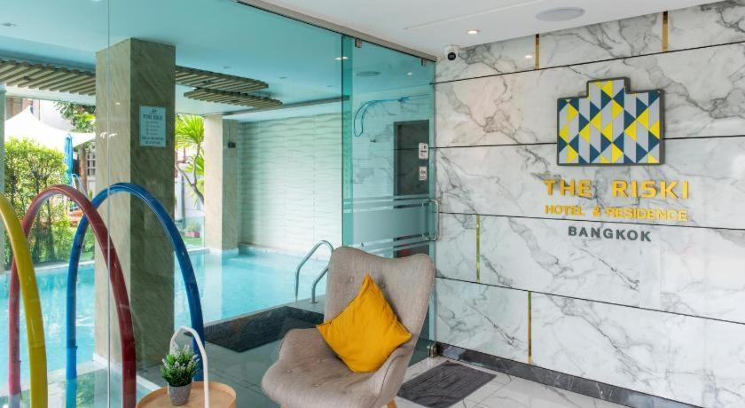 Resort Bangphlat Банкок Екстериор снимка