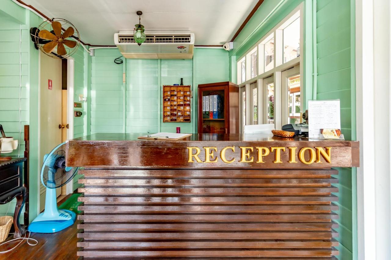 Resort Bangphlat Банкок Екстериор снимка